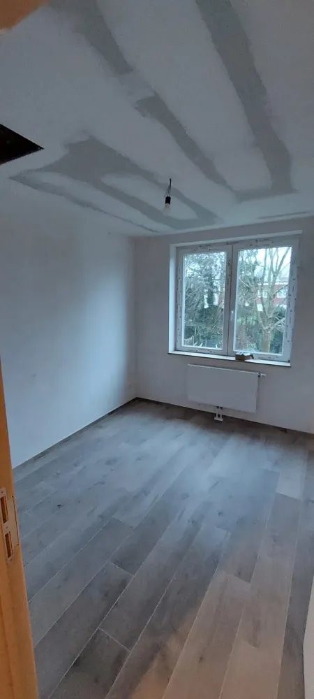 Pose de parquet à Awans
